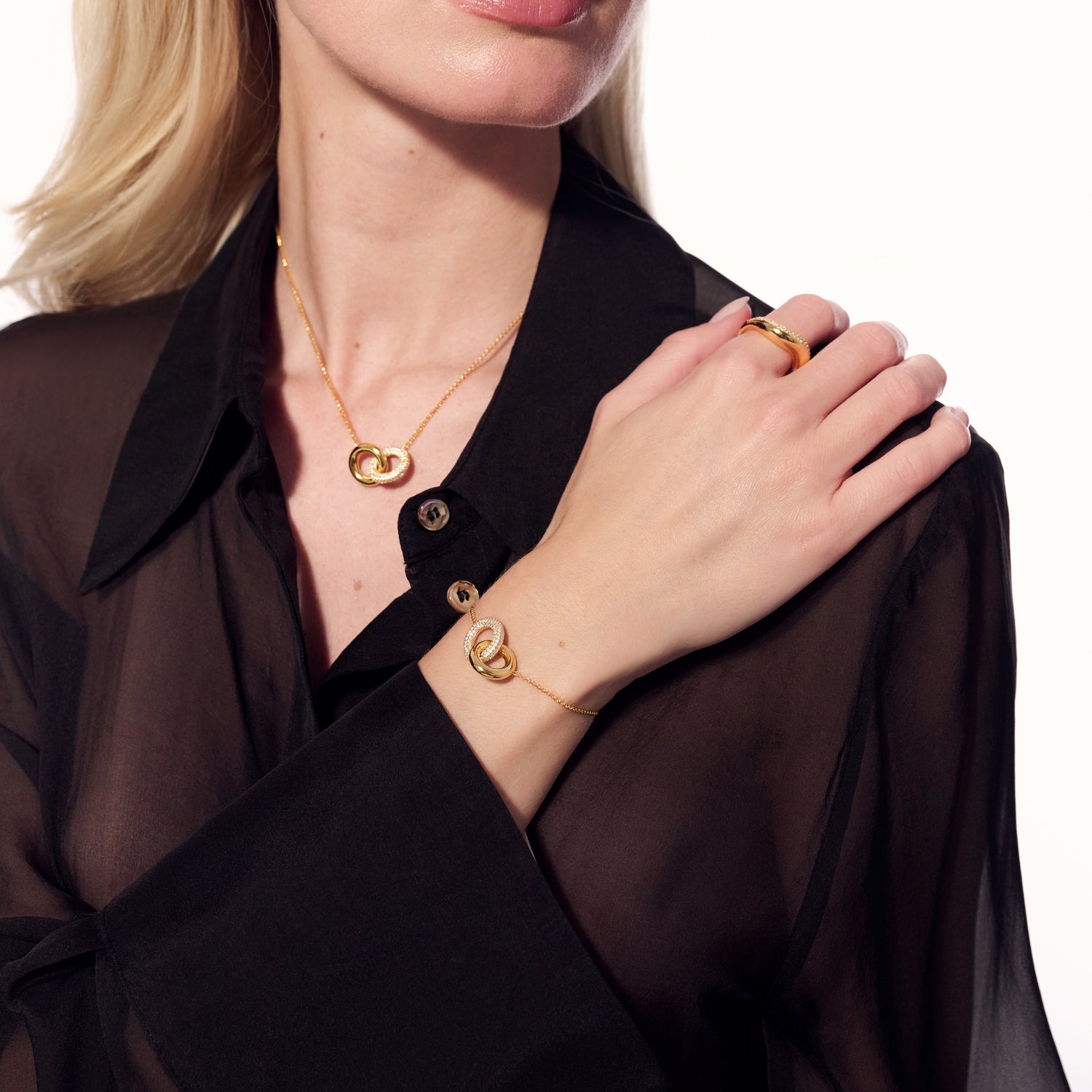 18K gold plated | White