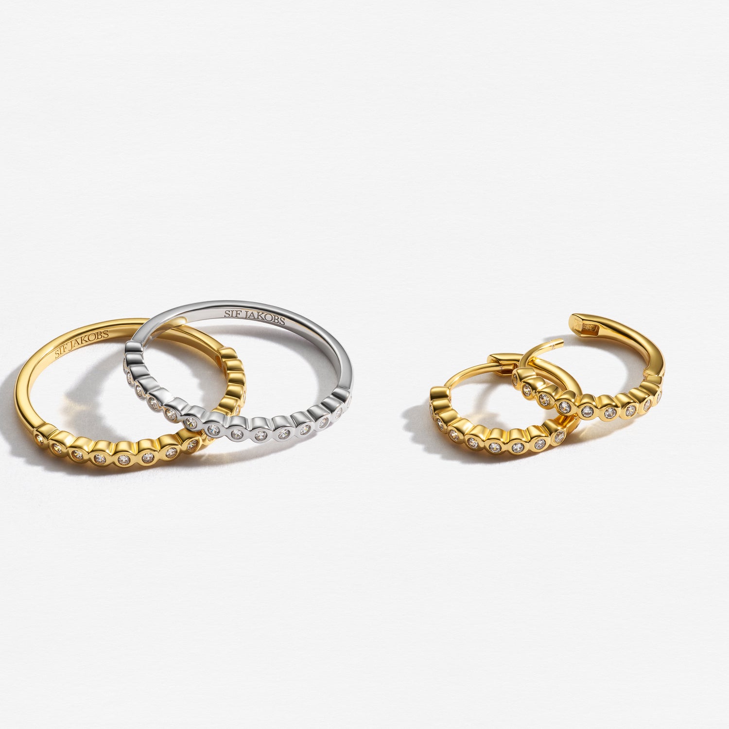 925 Sterling silver | White