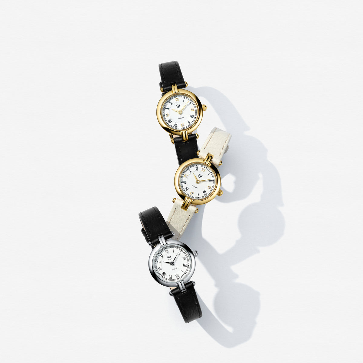 Stainless steel gold | Black leather strap