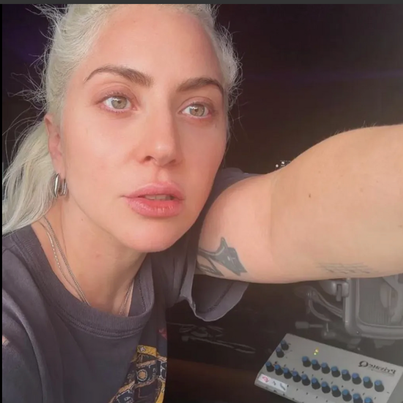 LADY GAGA
